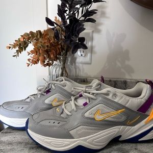Women’s Nike M2K Tekno Size 12 ❤️
